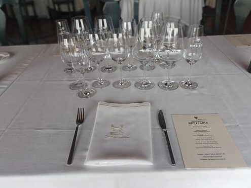 BAR RESTAURANTE MONJARDÍN.