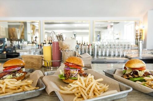 LOLA BURGERS