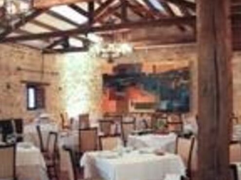 Restaurante Asador Trece Rosas De Bukovina