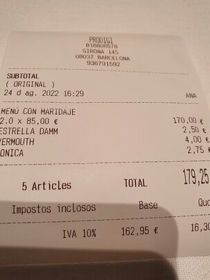 Three Star Dŏner Pizzeria La Llagosta