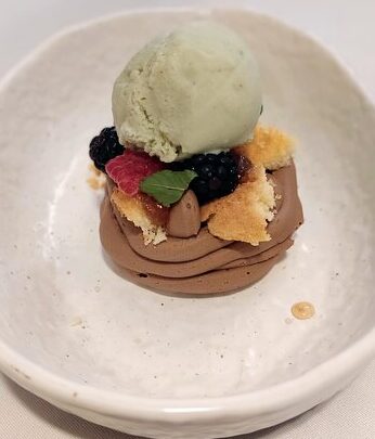 Vinoteca Restaurante Hume