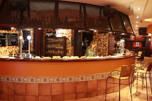 Zuhatz Taberna